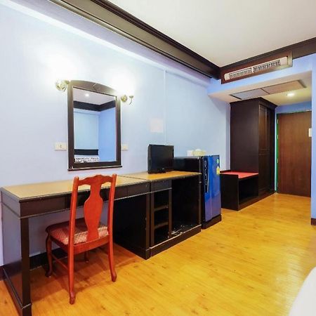 Oyo 565 Trang Hotel Εξωτερικό φωτογραφία