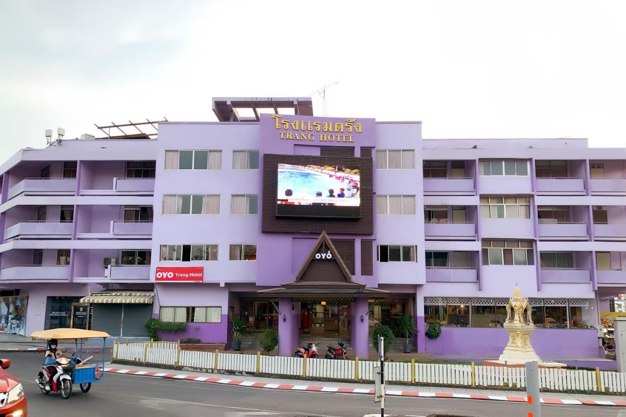 Oyo 565 Trang Hotel Εξωτερικό φωτογραφία