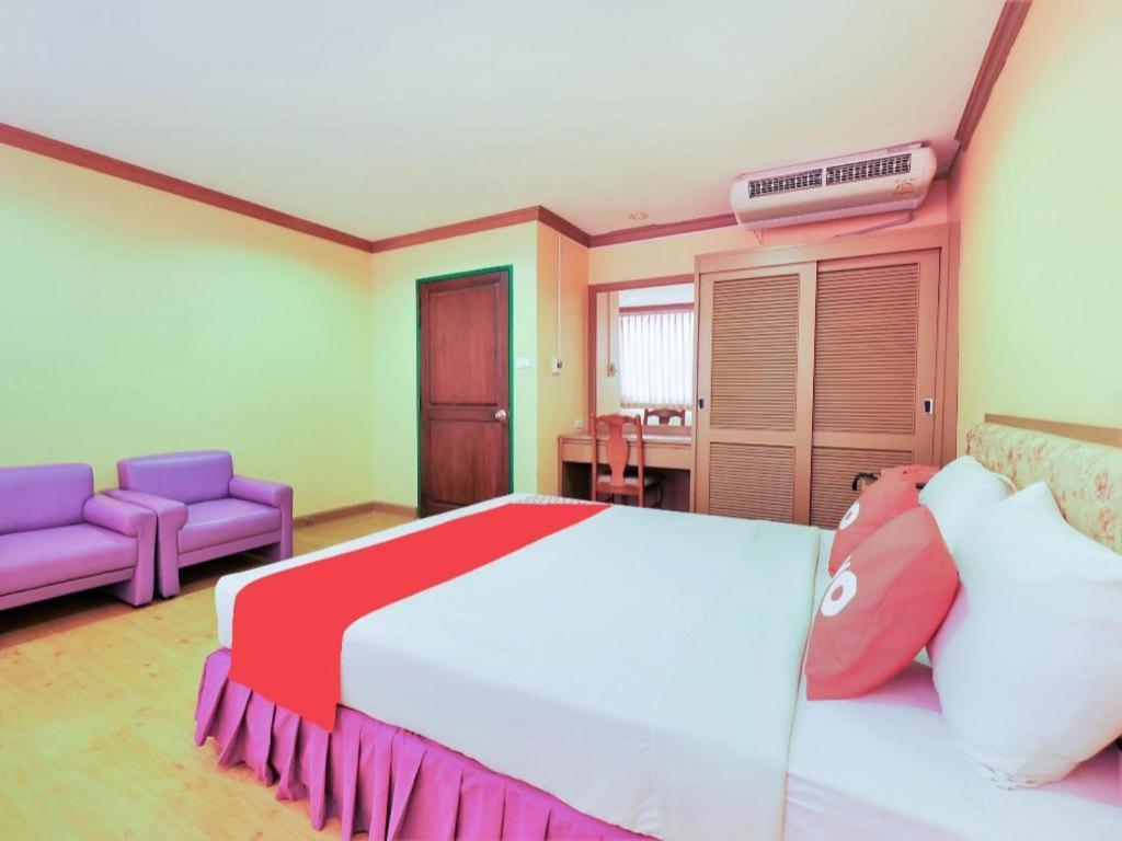 Oyo 565 Trang Hotel Εξωτερικό φωτογραφία