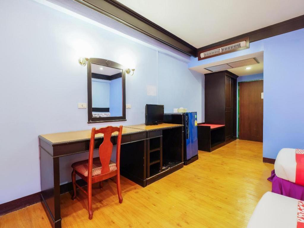 Oyo 565 Trang Hotel Εξωτερικό φωτογραφία