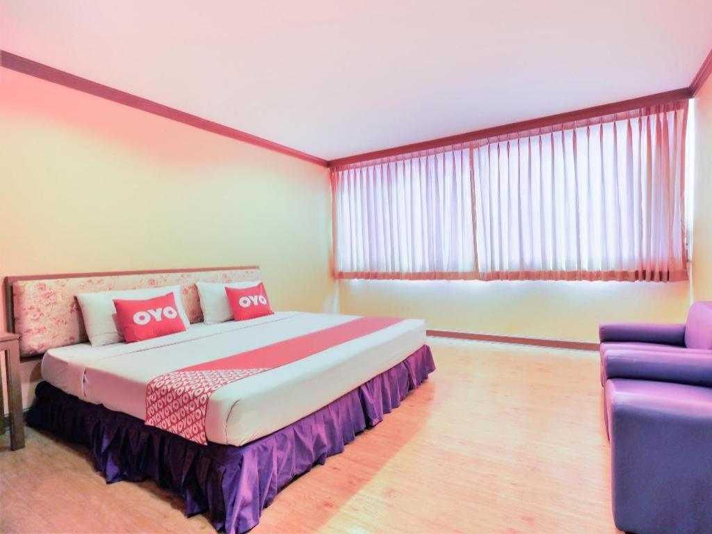 Oyo 565 Trang Hotel Εξωτερικό φωτογραφία